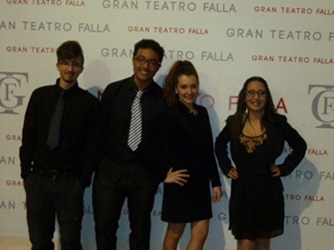 Alumnado Artes Escénicas actúa en el Teatro Falla
