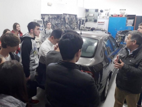 4º de ESO visita los CFGM del IES Sancti Petri y del CPIFP Marítimo Zaporito