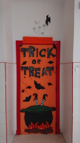 Halloween door decorating contest !! (continuación)