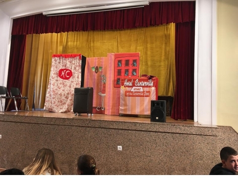 3º ESO attends a theatre play in English at La Salle school 