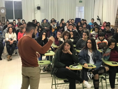 Literatura en vivo con Daniel Fopiani 