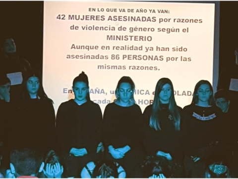 Performance: No a la violencia de género