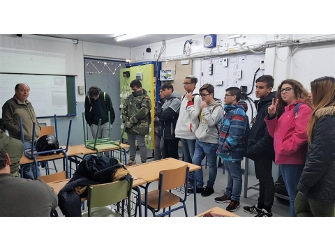 4º de ESO visita Ciclos Formativos de San Fernando