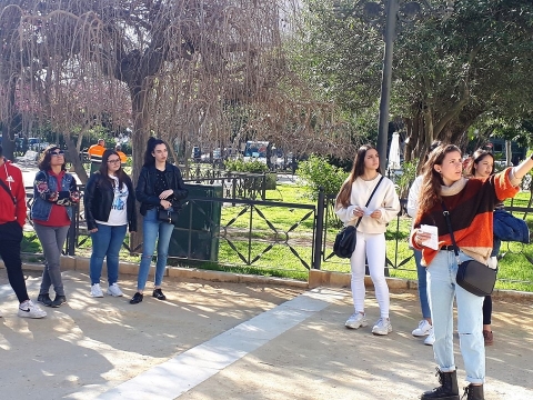 4º de ESO enseña la Ruta de la Pepa a alumnado del IES Moraima (Loja)